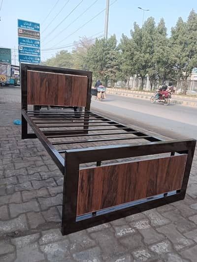 Brand New Iron Beds . 0325 7705366 Contact