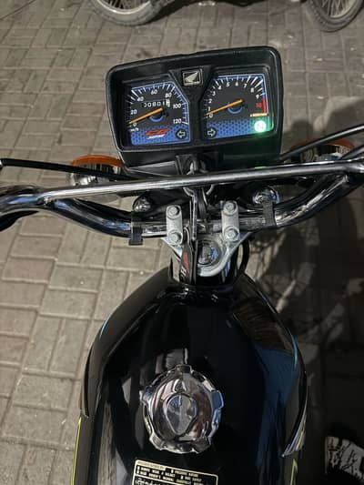 Honda 125 for sale zero meter condition