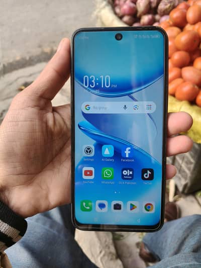 Infinix smart 9 all ok official pta 4+4/64 argent sale