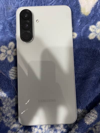 Samsung A56 5G 12/256 Used like new Pta approved