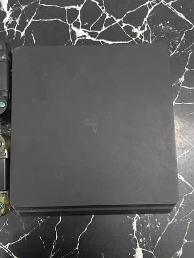 ps4 slim(500gb)
