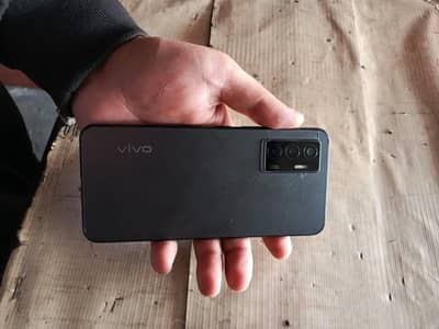 V23E 8 256  BOX AND FONE