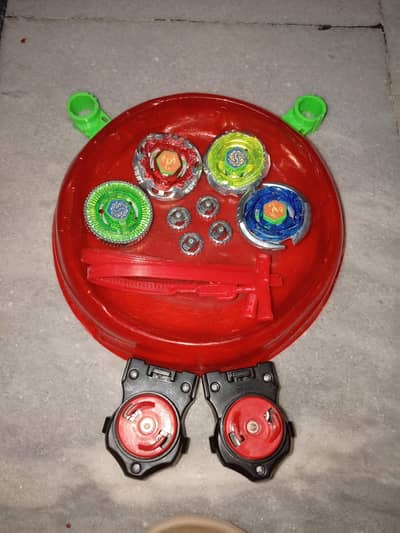 Beyblade Metal Masters Set