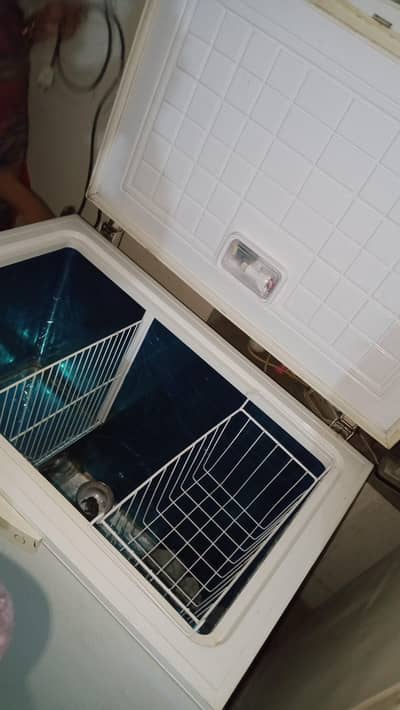 urgent for sale defreezer