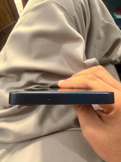 10 by 10 ha all ok phon ha 6+128 only mobile