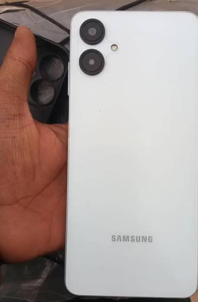 Samsung Mobile A06 4 128gb in low price