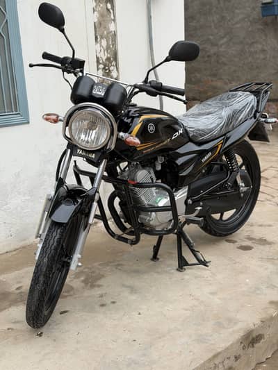 Yamaha ybz dx 2025 model like brand new condition 03081276149