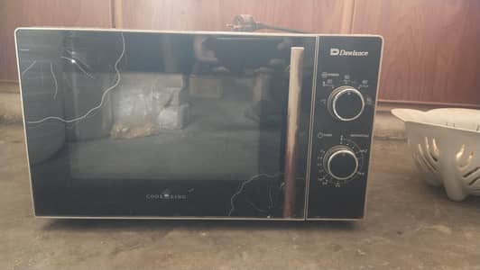 Dawlance microwave oven
