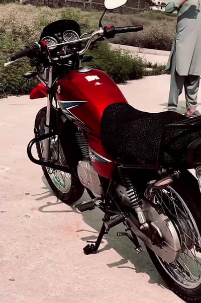 Suzuki GS150
