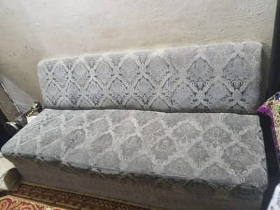 3 seater Carnal sofa used