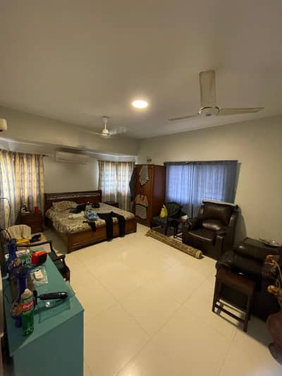 Corner 300 Yards Bungalow For Sale In DHA Phase 4 Ideal For Investment &Amp; Living