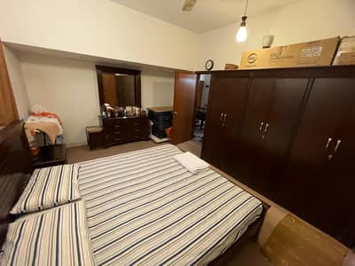 DHA Phase 4 300 Yards Well-Maintained House For Sale - West Open