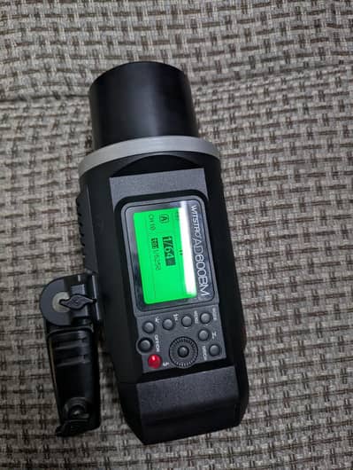AD 600 BM light original good condition Godox
