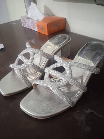 Sputnik brand new silver formal footwear