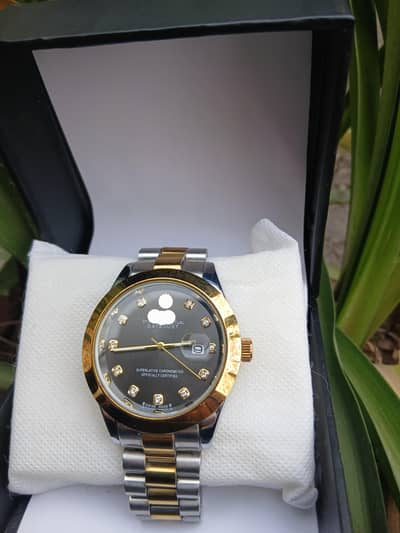 best watch for men's with jubilee chain yellow with black dial
