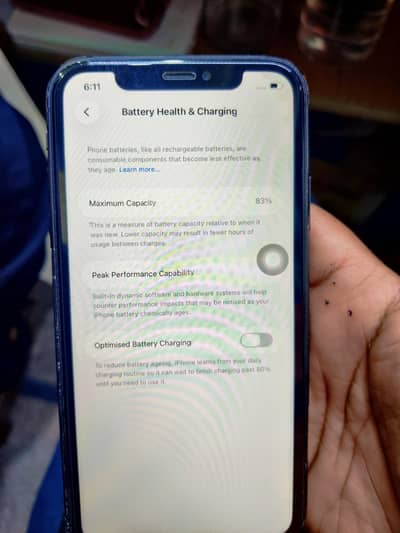 I phone 11 64gb  jv no opne no repair betry health 83 10/9