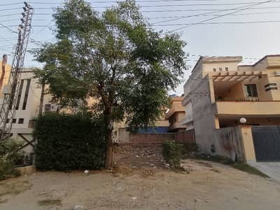 10 Marla Residential PLot On 40 FT. Road Available For Sale