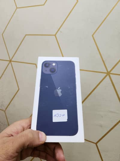 I phone 13 128gb jv box pack available