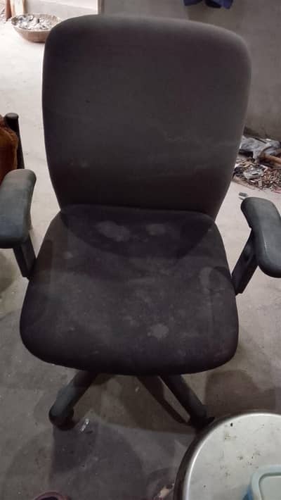 Revolving Offlice Chair