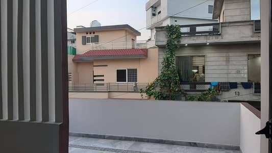 10 Marla Upper Portion For Rent