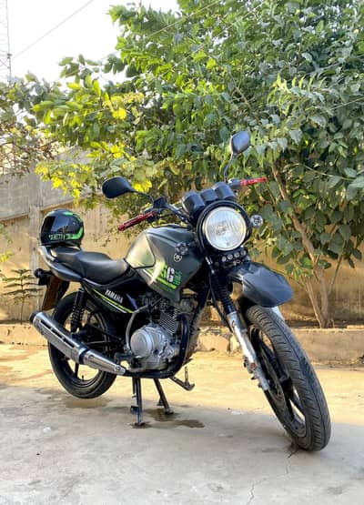 Yamaha YBR G 2022/23