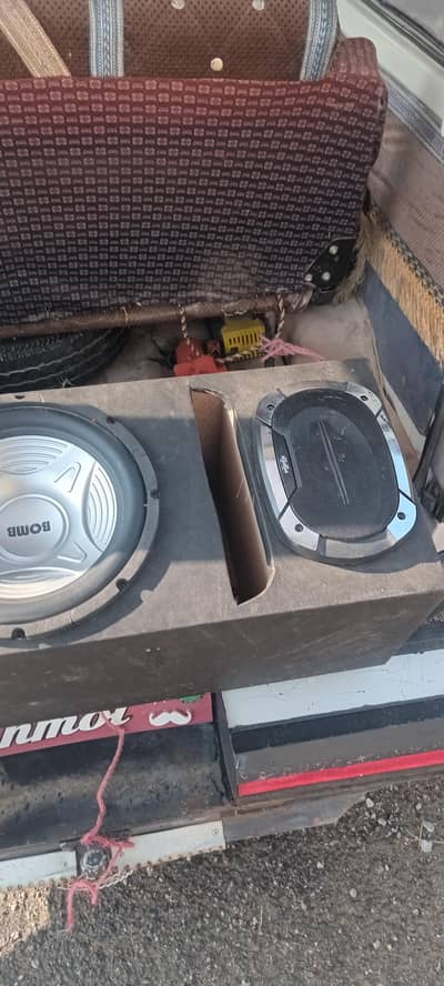 subwoofer . speakers and ampilfier