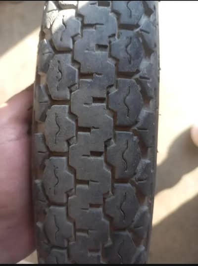 CD 70 Bike tyre
