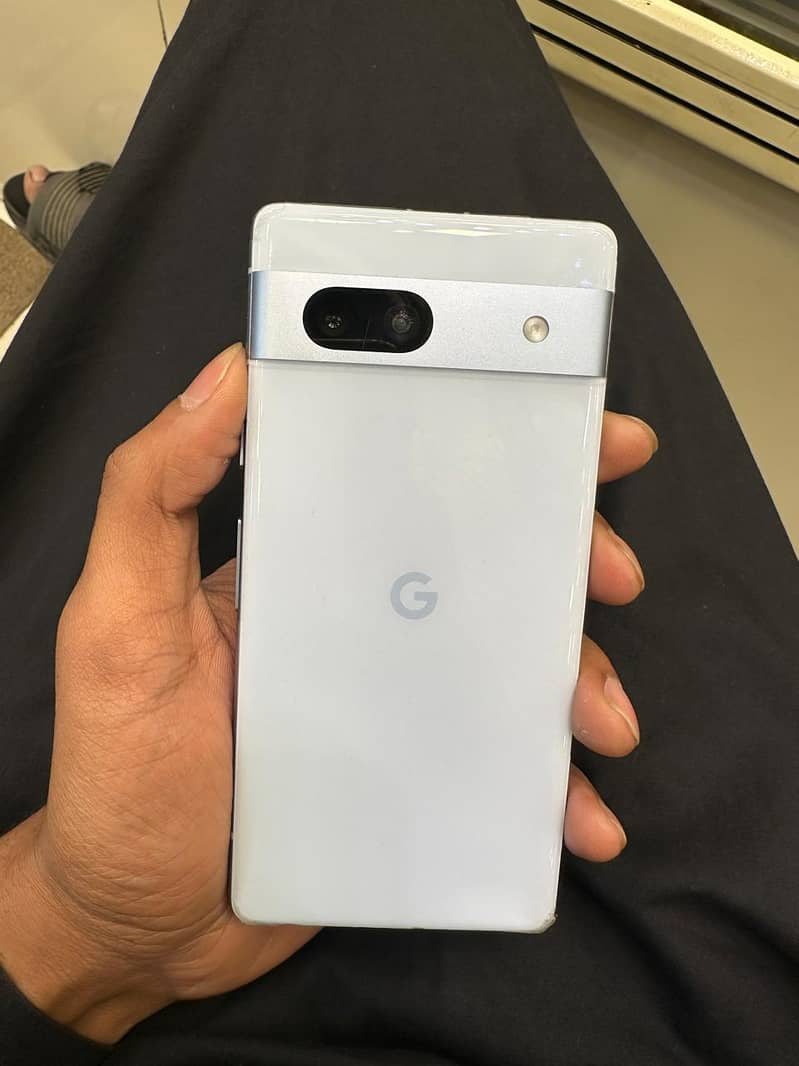 Google Pixel 7A 0