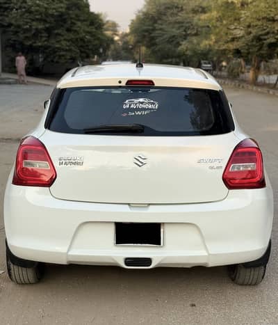 URGENT SALE SUZUKI SWIFT GL CVT AUTO MODEL 2022 REGISTERED 2022 76k m