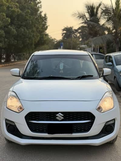 URGENT SALE SUZUKI SWIFT GL CVT AUTO MODEL 2022 REGISTERED 2022 76k m