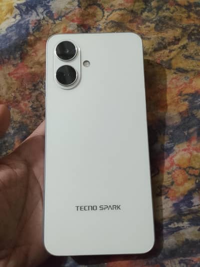 tecno spark go 2