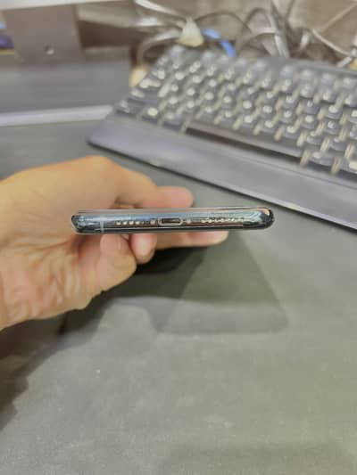 Iphone 11 promax 256 gb 10/10 PTA