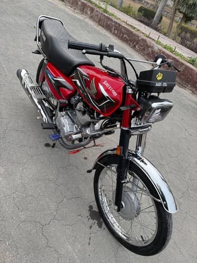 Honda CG125 2025