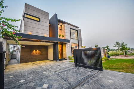 10 MARLA BRAND NEW MODERN DESIGNER HOUSE FOR SALE