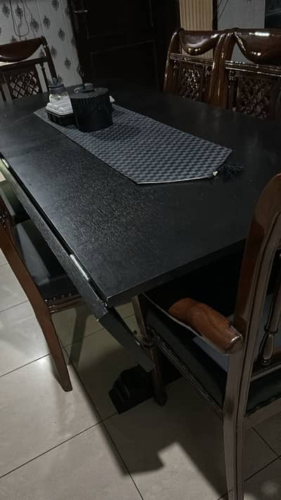 Table with shashem base