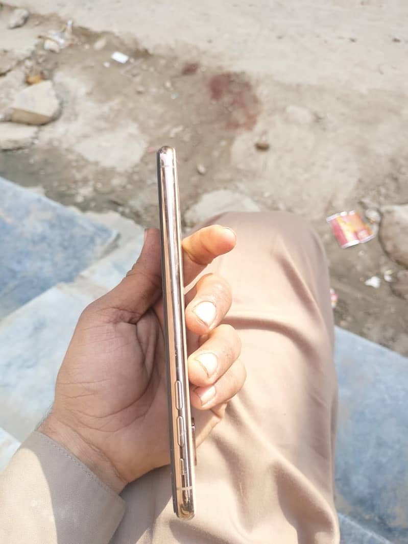 IP XS MAX 6