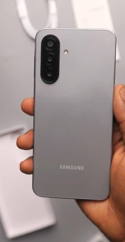Samsung A17 in new condition