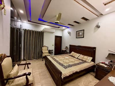 10 Marla beautiful portion available for rent