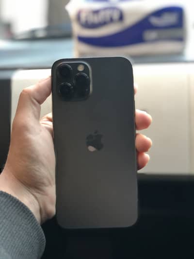 iPhone 12 Pro max 10/10 condition