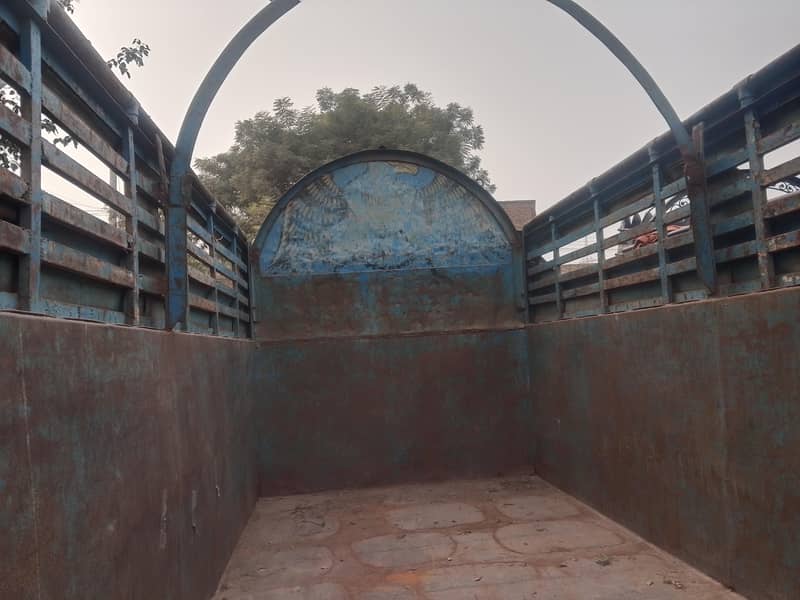 سولہ فٹ لمبی سات چوڑی 1