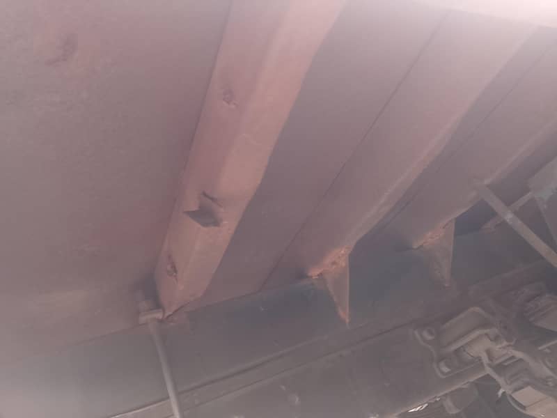 سولہ فٹ لمبی سات چوڑی 7