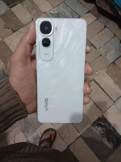 vivo y400
