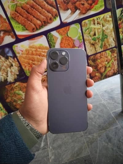 256Gb 10/10 _ 84 better health  with box