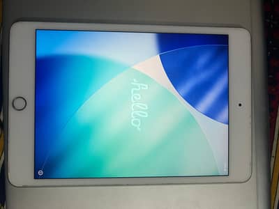 Apple iPad Mini 5 (2019) - Silver 64GB - Excellent Condition
