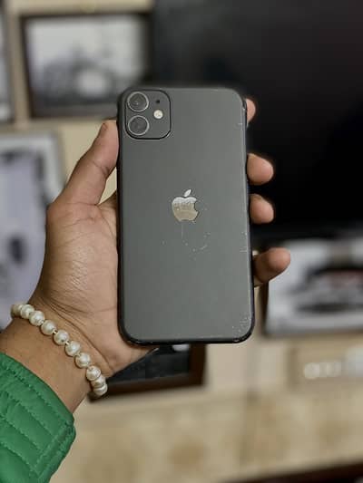 Iphone 11 (128gb) all sim working (non pta)