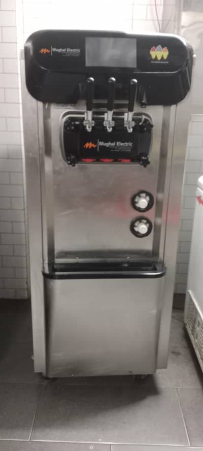 Ice Cream Machine for sale