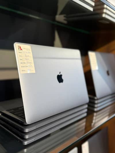 mackbook M1 Air  2020 13 inch 8/256