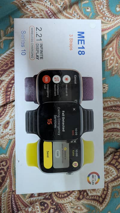 Smart watch with 6 premium straps