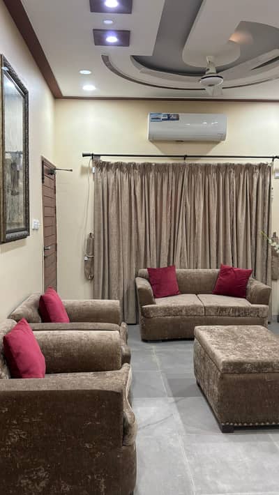 7 Seater Sofa Set with Center Table – Excellent Condition