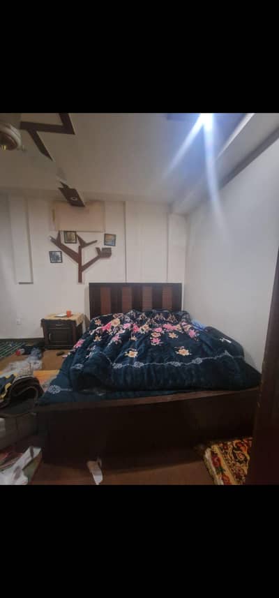 King size used bed, just like new